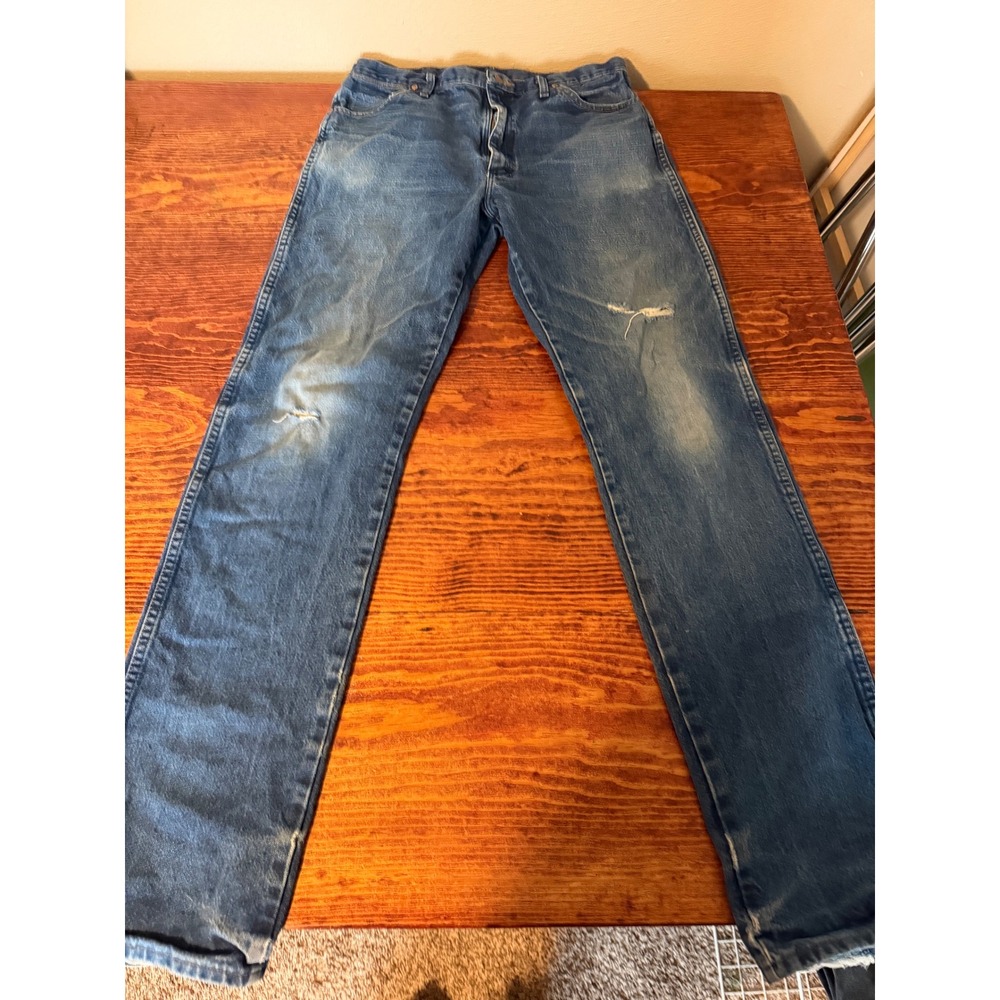 Wrangler Jeans Mens 34x32 Blue Vintage Distressed Straight Leg Denim USA Made